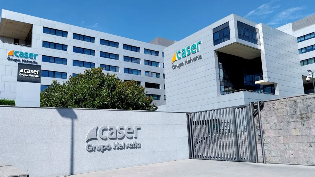 Edificio de oficinas de la aseguradora Caser en Las Tablas, Madrid