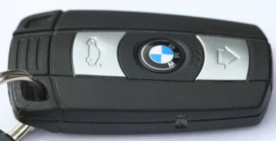 Llaves de un coche, imagen de la guía sobre el seguro de coche para extranjeros en España
