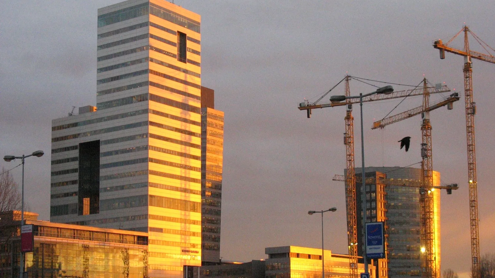 Distrito financiero de Zuidas, en Ámsterdam, ciudad donde tiene su sede NN Group, propietario de la marca Nationale-Nederlanden