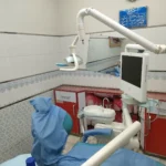 Sillón dental en la consulta de una clínica odontológica