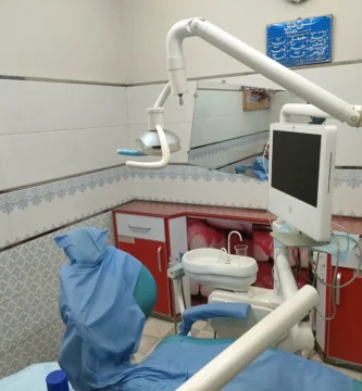 Sillón dental en la consulta de una clínica odontológica