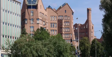 Sede central de ING en Amsterdam, obra de Alberts y Van Huut